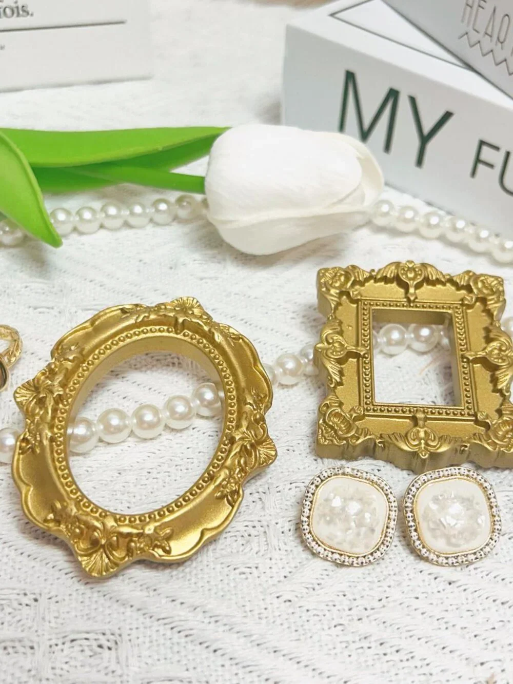 15PCS Vintage Resin Picture Frame - Mini Photo Frame Tiny Antique Frames Small P